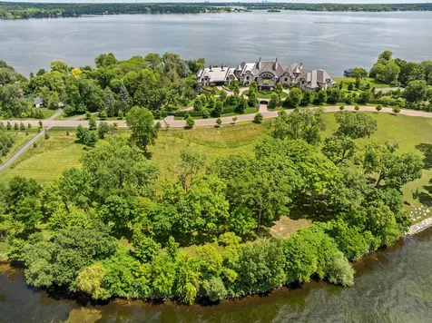 1415 Bracketts Point Road Orono MN 55391
