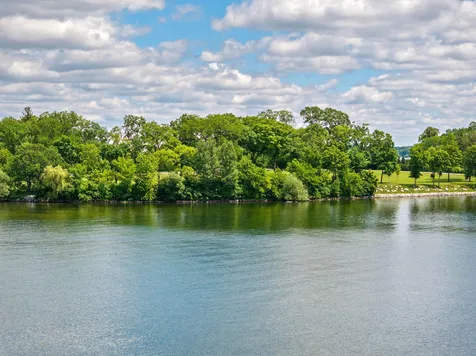 1415 Bracketts Point Road Orono MN 55391