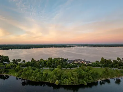 1415 Bracketts Point Road Orono MN 55391