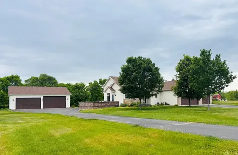 13938 298th Avenue NW Princeton MN 55371