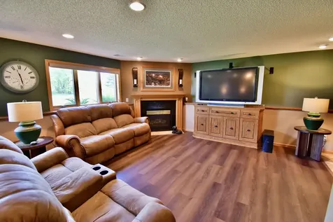 13938 298th Avenue NW Princeton MN 55371