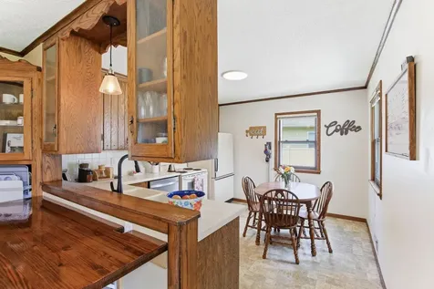 2968 Asbury Street Roseville MN 55113
