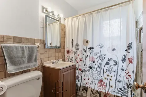 2968 Asbury Street Roseville MN 55113