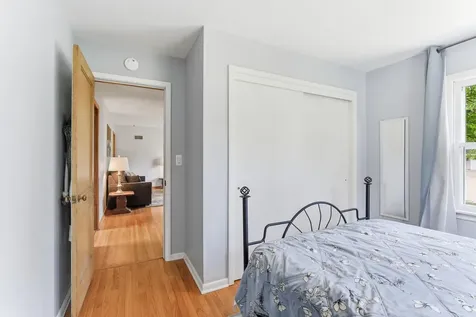 2968 Asbury Street Roseville MN 55113