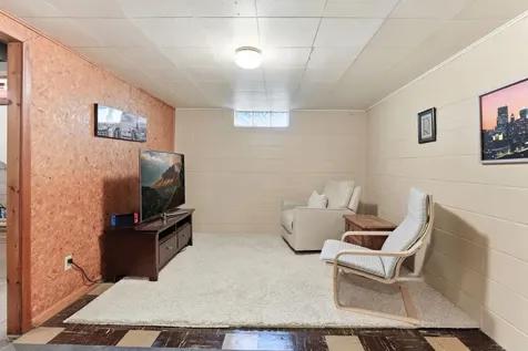 2968 Asbury Street Roseville MN 55113