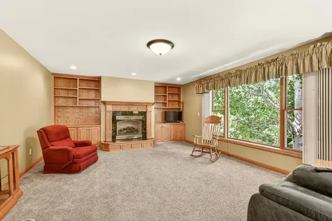 917 5th Avenue NW Byron MN 55920
