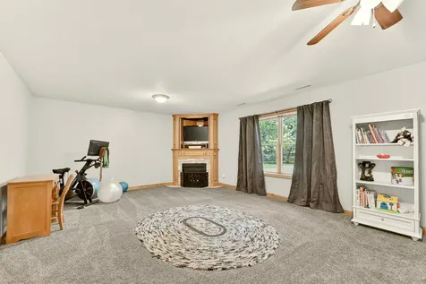 917 5th Avenue NW Byron MN 55920