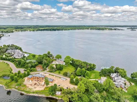 1480 Bracketts Point Road Wayzata MN 55391