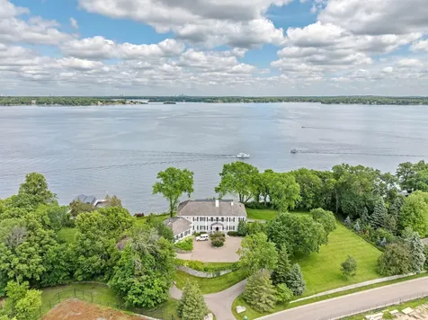 1480 Bracketts Point Road Wayzata MN 55391