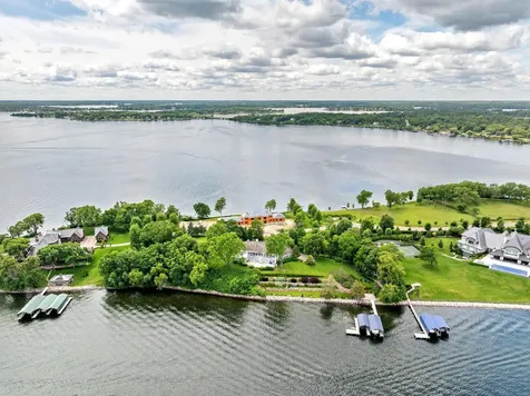 1480 Bracketts Point Road Wayzata MN 55391