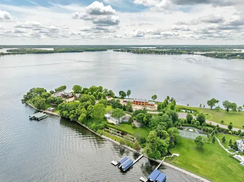 1480 Bracketts Point Road Wayzata MN 55391