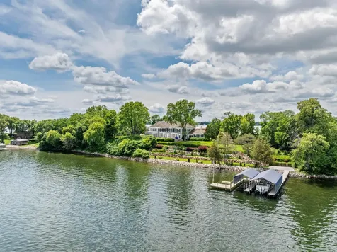 1480 Bracketts Point Road Wayzata MN 55391