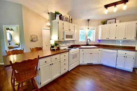 1417 Broadway Avenue S Sauk Rapids MN 56379