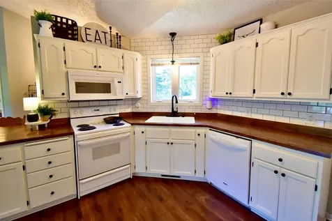 1417 Broadway Avenue S Sauk Rapids MN 56379