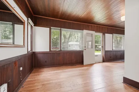 402 Stewart Road Willernie MN 55090