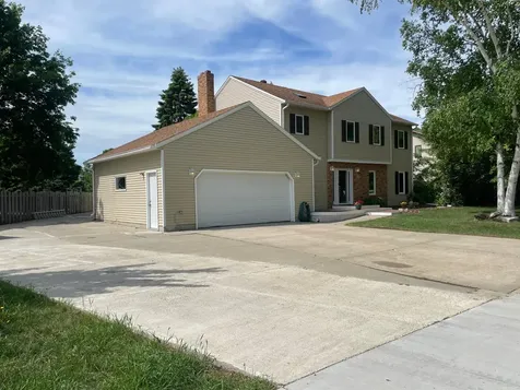 1757 23rd Street S Fargo ND 58103