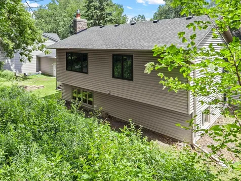 12 Oak Shore Drive Burnsville MN 55306