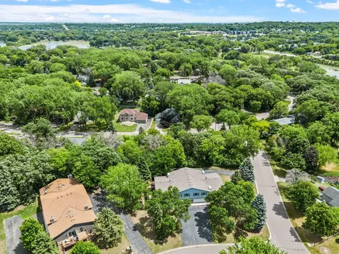 12 Oak Shore Drive Burnsville MN 55306