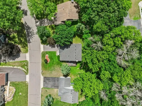 12 Oak Shore Drive Burnsville MN 55306