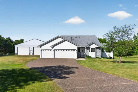 28064 Crane Street Isanti MN 55040