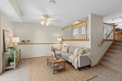28064 Crane Street Isanti MN 55040