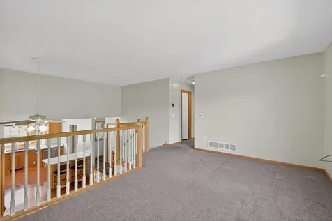 28064 Crane Street Isanti MN 55040