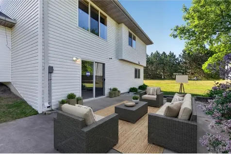 28064 Crane Street Isanti MN 55040