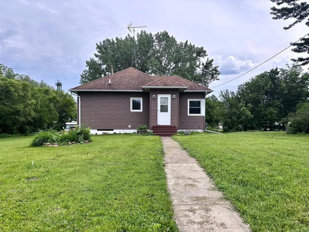 301 W 3rd Street Sherburn MN 56171
