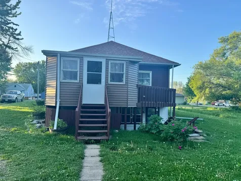 301 W 3rd Street Sherburn MN 56171