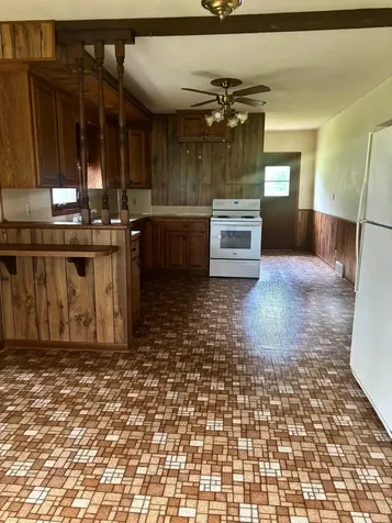 301 W 3rd Street Sherburn MN 56171