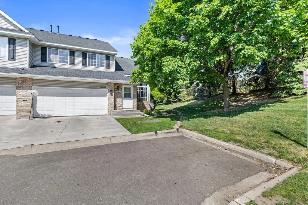 12598 74th Avenue N Maple Grove MN 55369