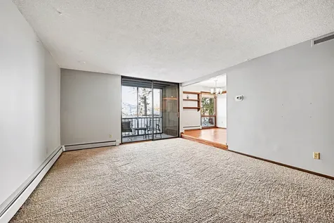 6085 Lincoln Drive Edina MN 55436