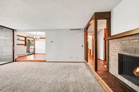 6085 Lincoln Drive Edina MN 55436