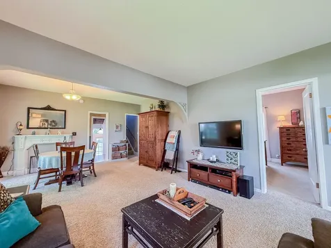 1316 W Fairview Avenue Olivia MN 56277