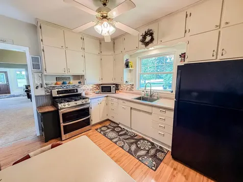 1316 W Fairview Avenue Olivia MN 56277