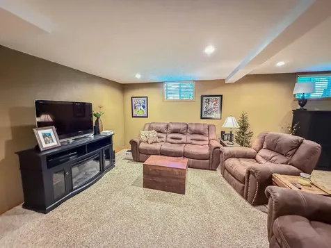 1316 W Fairview Avenue Olivia MN 56277