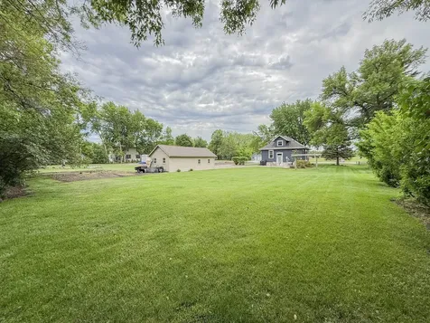 1316 W Fairview Avenue Olivia MN 56277
