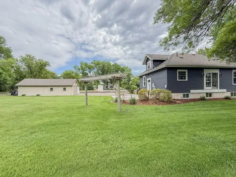 1316 W Fairview Avenue Olivia MN 56277