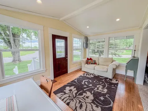 1316 W Fairview Avenue Olivia MN 56277