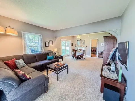1316 W Fairview Avenue Olivia MN 56277