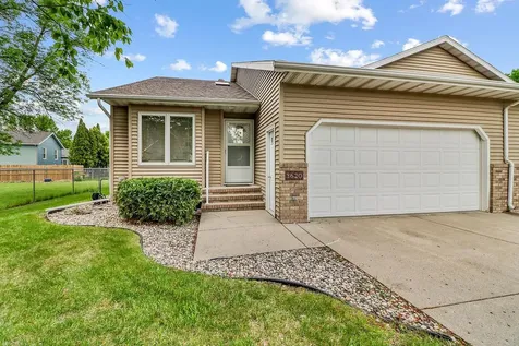 3620 5th Street S Moorhead MN 56560