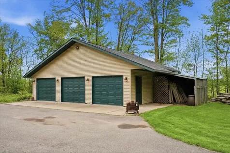 260 4th Avenue Clayton WI 54004