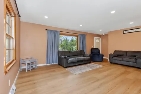 31356 2nd Street Pengilly MN 55775