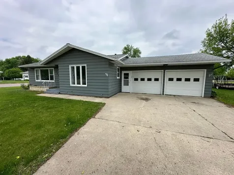 824 Irving Avenue SW Wadena MN 56482
