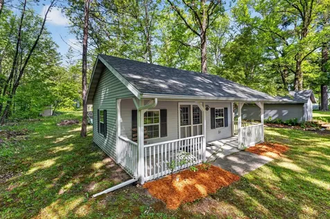 8612 Paradise Beach Road Brainerd MN 56401