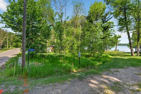 8612 Paradise Beach Road Brainerd MN 56401