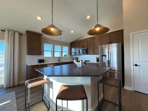 1649 Lund Way Shakopee MN 55379
