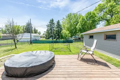 617 Cedar Lane Moorhead MN 56560