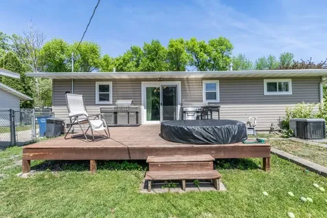 617 Cedar Lane Moorhead MN 56560