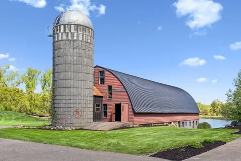 7040 132nd Street N Hugo MN 55038